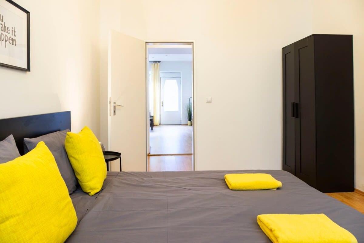 One Bedroom Apartment Berlin Neukoelln Екстериор снимка